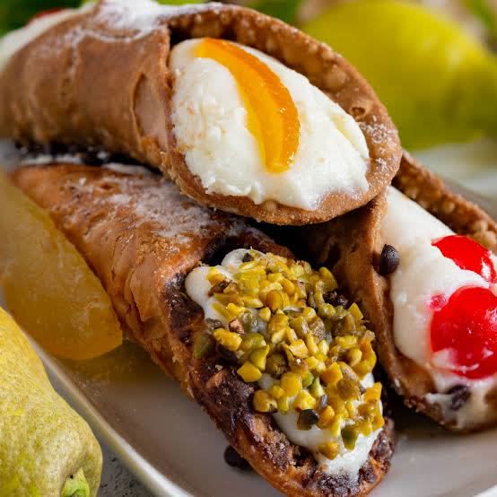 cannoli & menù dedicato — Spazio Fra Randa, Iapri Food